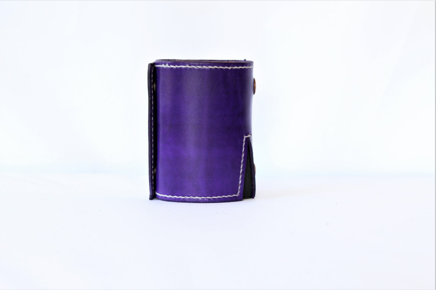 Lined | In Purple | The Wearable Wallet