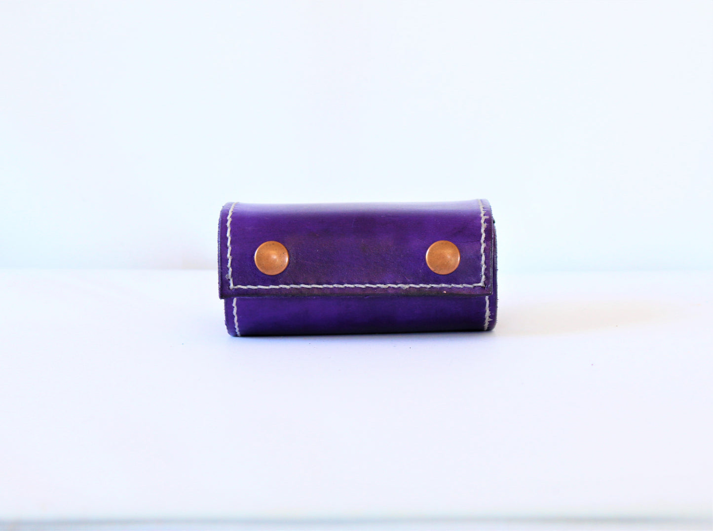 Lined | In Purple | The Wearable Wallet