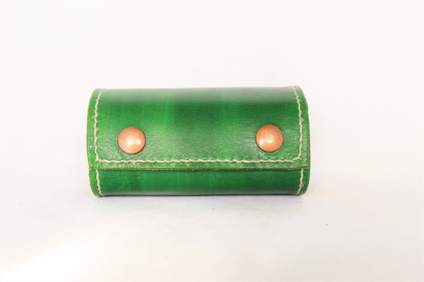 Lined | In Green | The Wearable Wallet